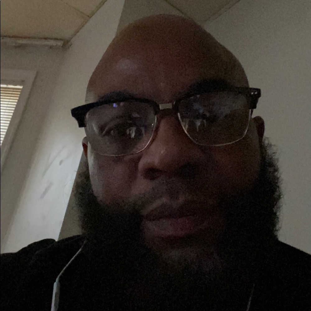 Meet your Posher, Ronald